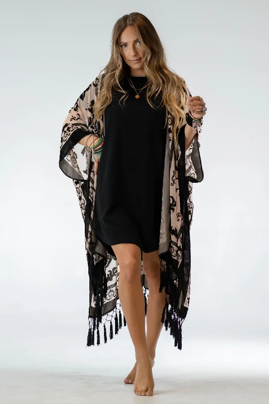 crushin-on-you-velvet-kimono-black