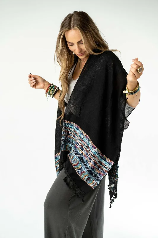 highland-embroidered-kimono-black