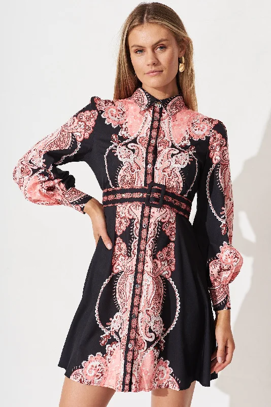 amore-dress-in-black-with-red-print