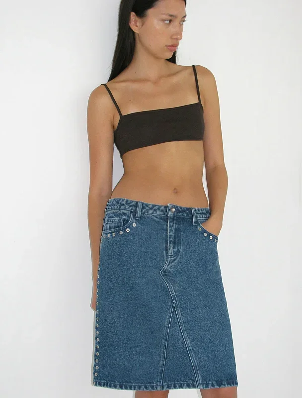 crowd-low-waist-denim-skirt-metal-detail