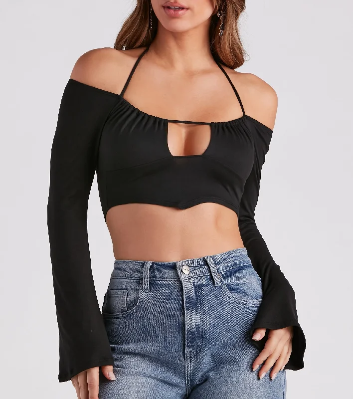 effortlessly-sultry-bell-sleeve-crop-top-060014701001