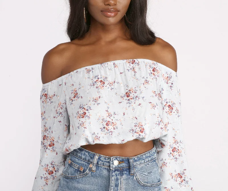 floral-off-the-shoulder-crop-top-060030882400