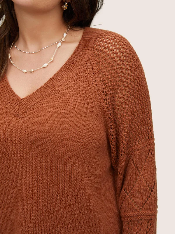 geometric-hollow-out-raglan-sleeve-pullover