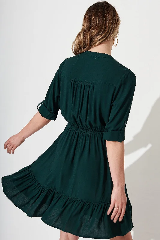 jeena-dress-in-emerald-green