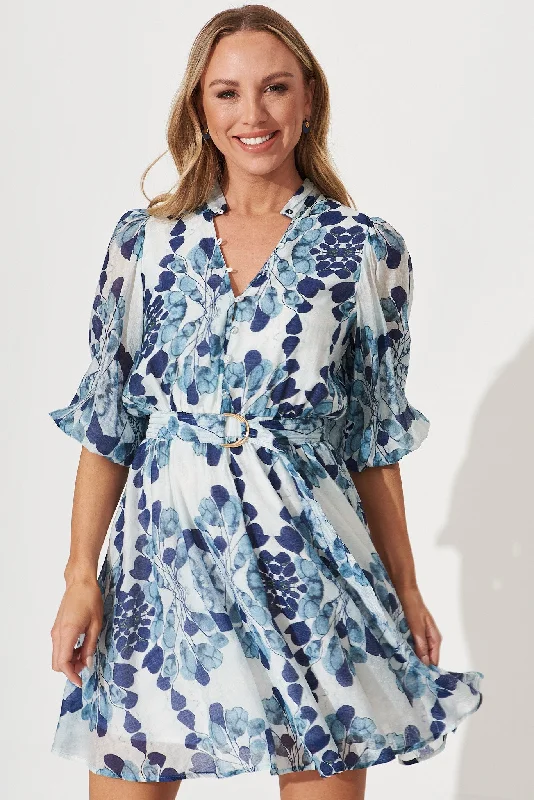 Larissa Dress In Blue Leaf Print