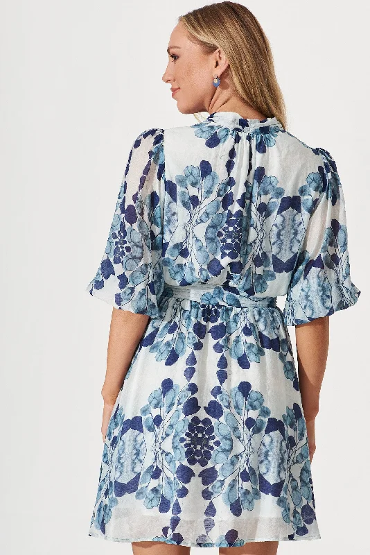 larissa-dress-in-blue-leaf-print