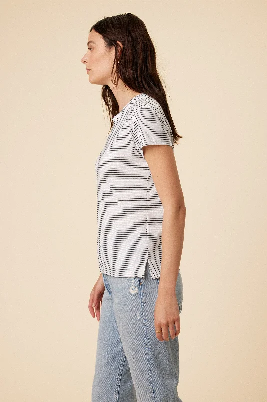 leif-tencel-slub-tee-gigi-white-stripe