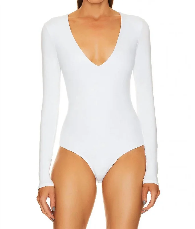 Luxe Knit L/s V-Neck Bodysuit In White