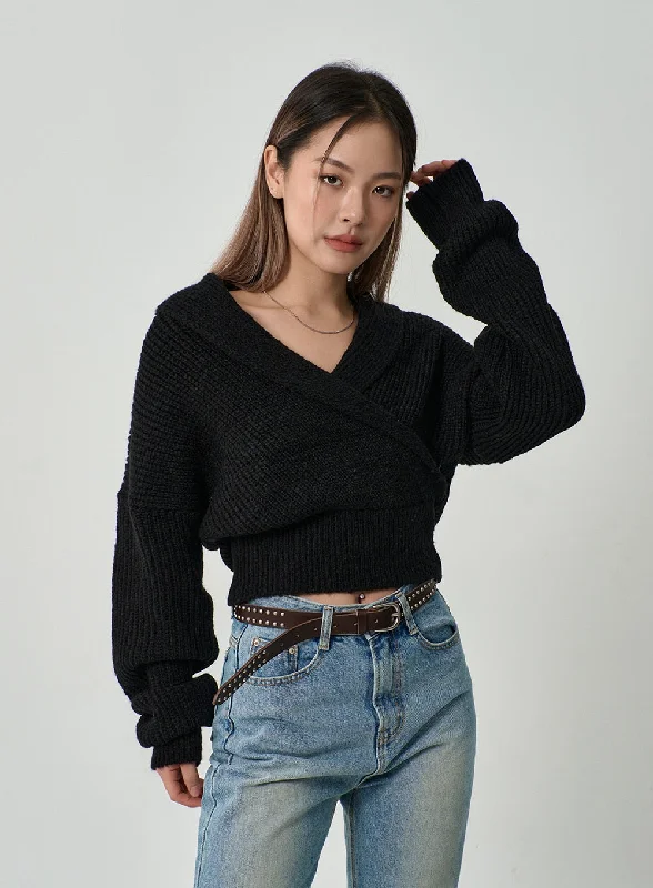 off-shoulder-v-neck-crossed-sweater-cd19