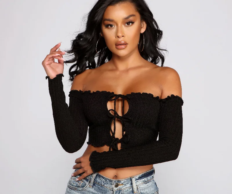 shes-so-trendy-off-the-shoulder-crop-top-060013050001