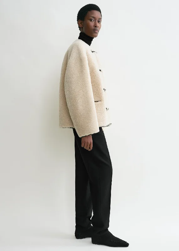 teddy-shearling-clasp-jacket-off-white