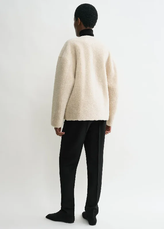 teddy-shearling-clasp-jacket-off-white